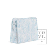 Roadie Medium Bunny Toile Blue Zip Pouch