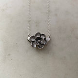 MAGNOLIA DOUBLE ATTACHED NECKLACE
