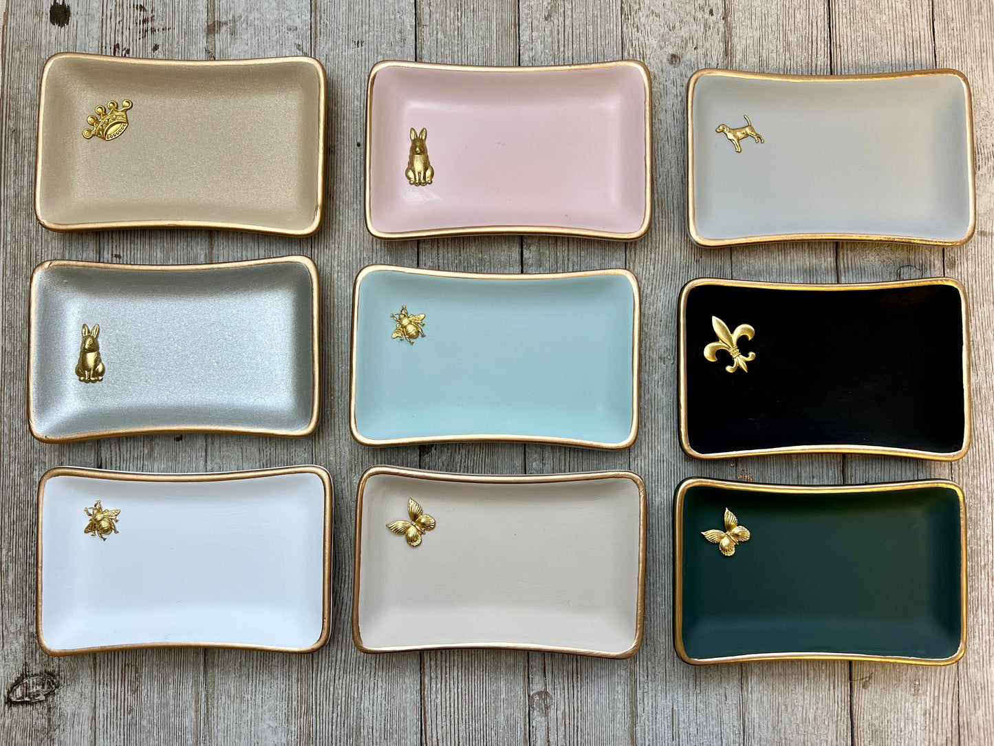 Gold accent jewelry dish:Pink / Crown